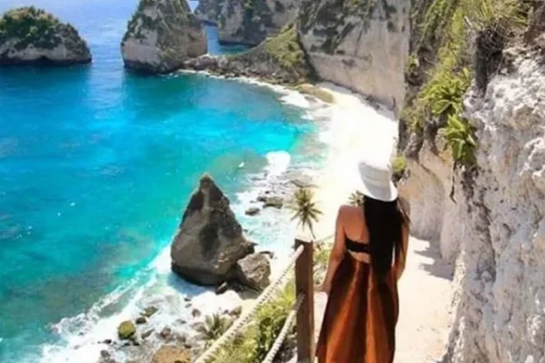 Diamond Beach Nusa Penida Tour