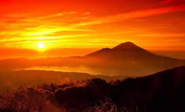 The-wonderful sunrise of Bromo - East Java Tour Package